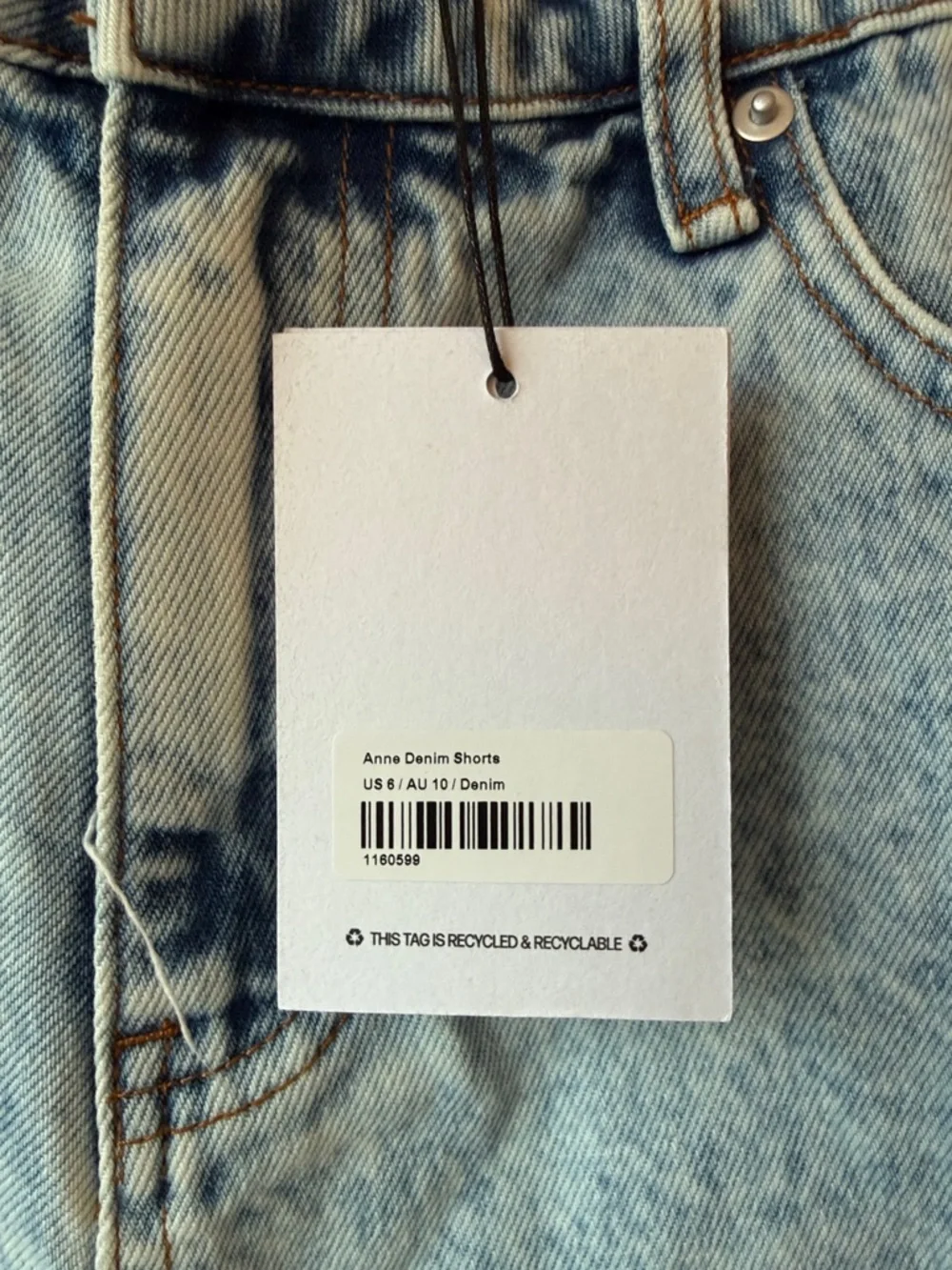 Princess Polly Anne NWT Acid Wash Light Blue Distressed Denim Shorts  6 cotton - Picture 2 of 6